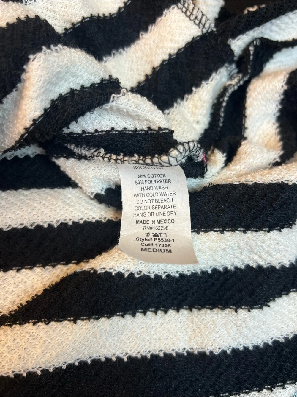 Bucketlist NWT Black White Pink Striped Flowy Skater Pull On Shorts Sz M Raw Hem